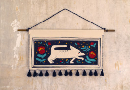 Virginie-Contier_Asuka-dans-son-jardin_IMGE 